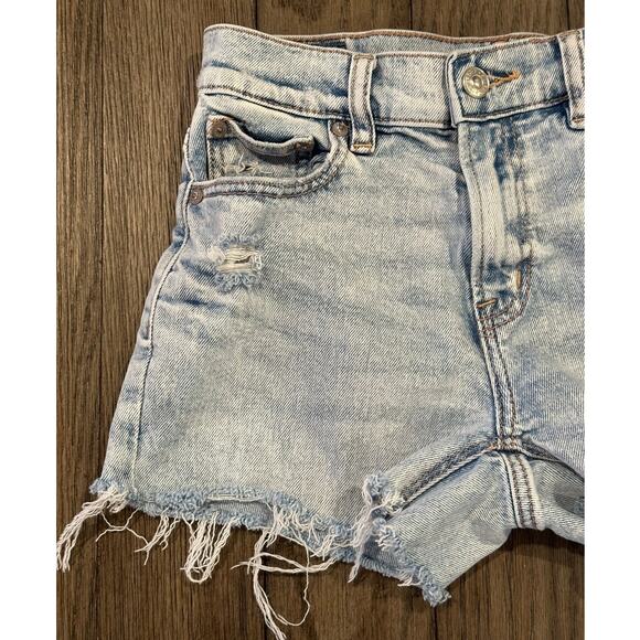 American Eagle Women's Distressed Cut Off Blue Jean Shorts 00 - Picture 2 of 10